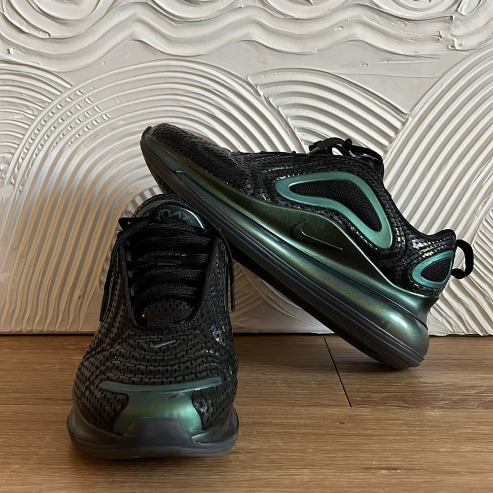 Nike Air Max 270